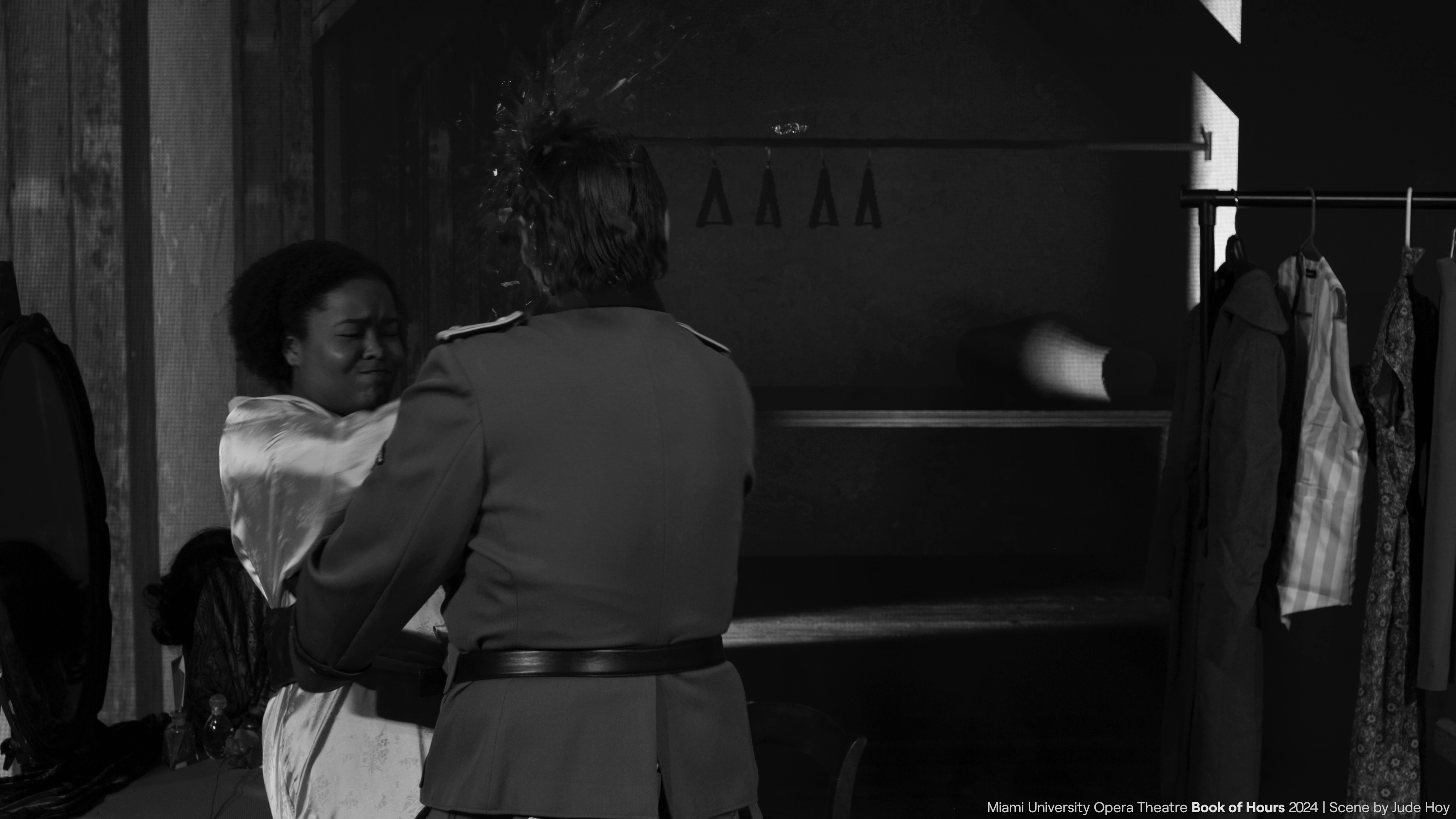 Chloe hits General Cholitz with a glass bottle